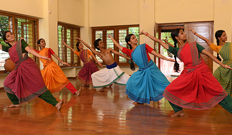 Best Online Bharatanatyam Classes for Beginners