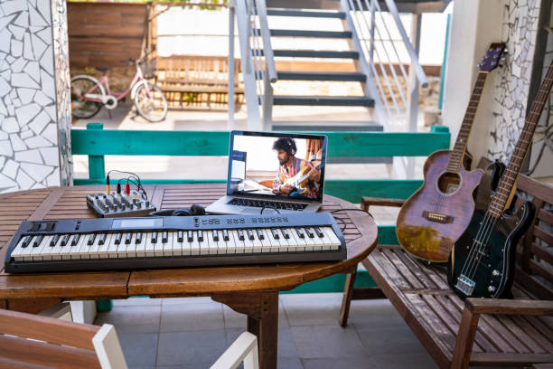 Online Guitar And Piano Classes in Edmonton Canada