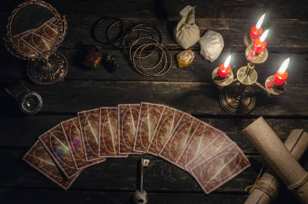 Talk to Best Online Tarot Card Readers in USA Near Me