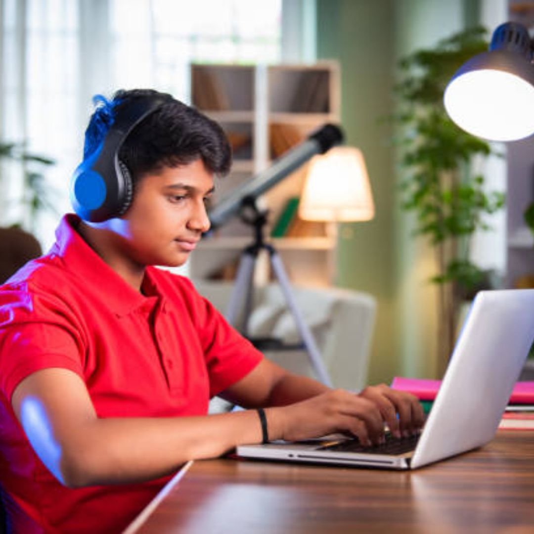 9 Highest Rated Online Hindi Tutors in Milwaukee Wisconsin